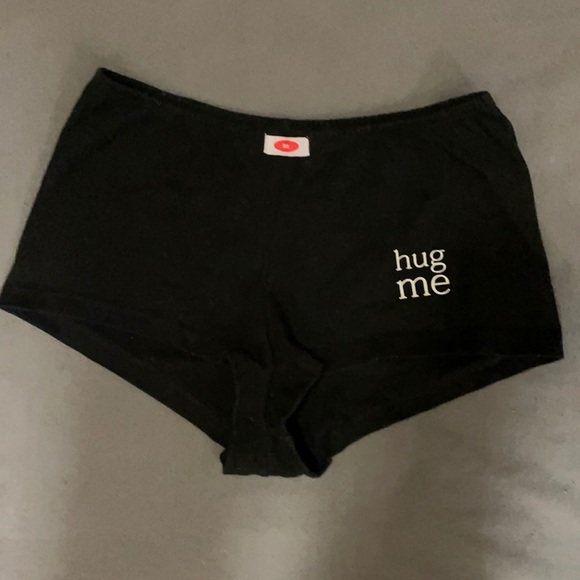 NWOT Black “Hug Me” briefs with a half handprint on each back cheek. Hehe.😂 - Picture 1 of 10